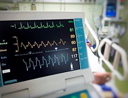 Blog_VitalSignFunctionality_VitalSignsMonitorHospitalEKG_260x200px.jpg